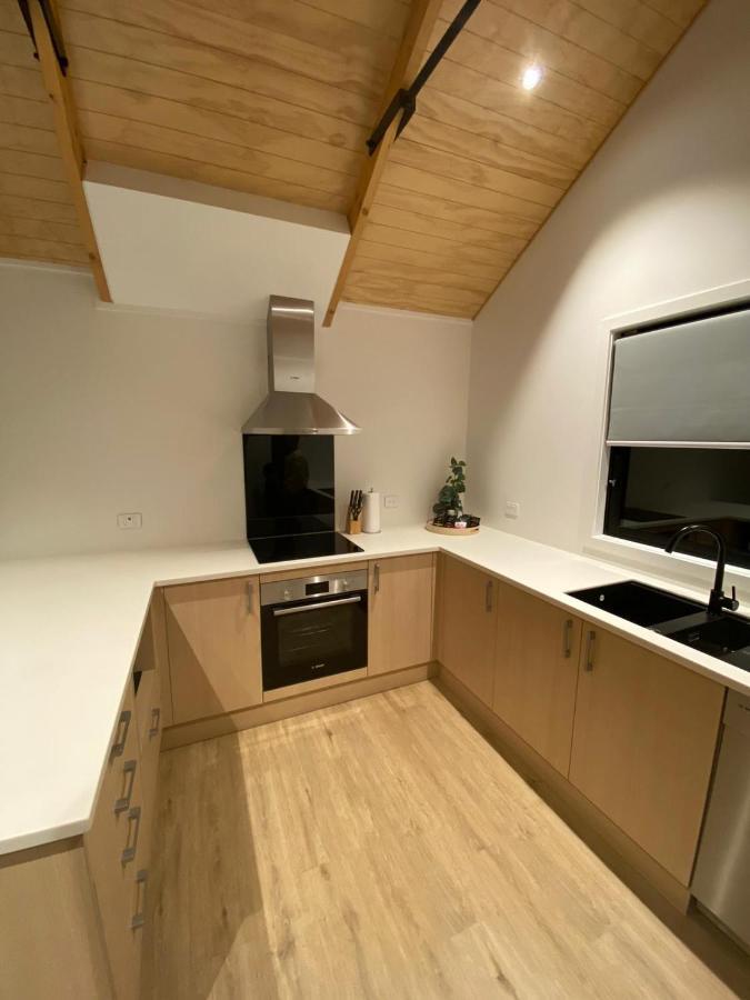 Queenstown Central - Walk To Town - Free Parking - Wifi And Smart Tv - Gym Bagian luar foto